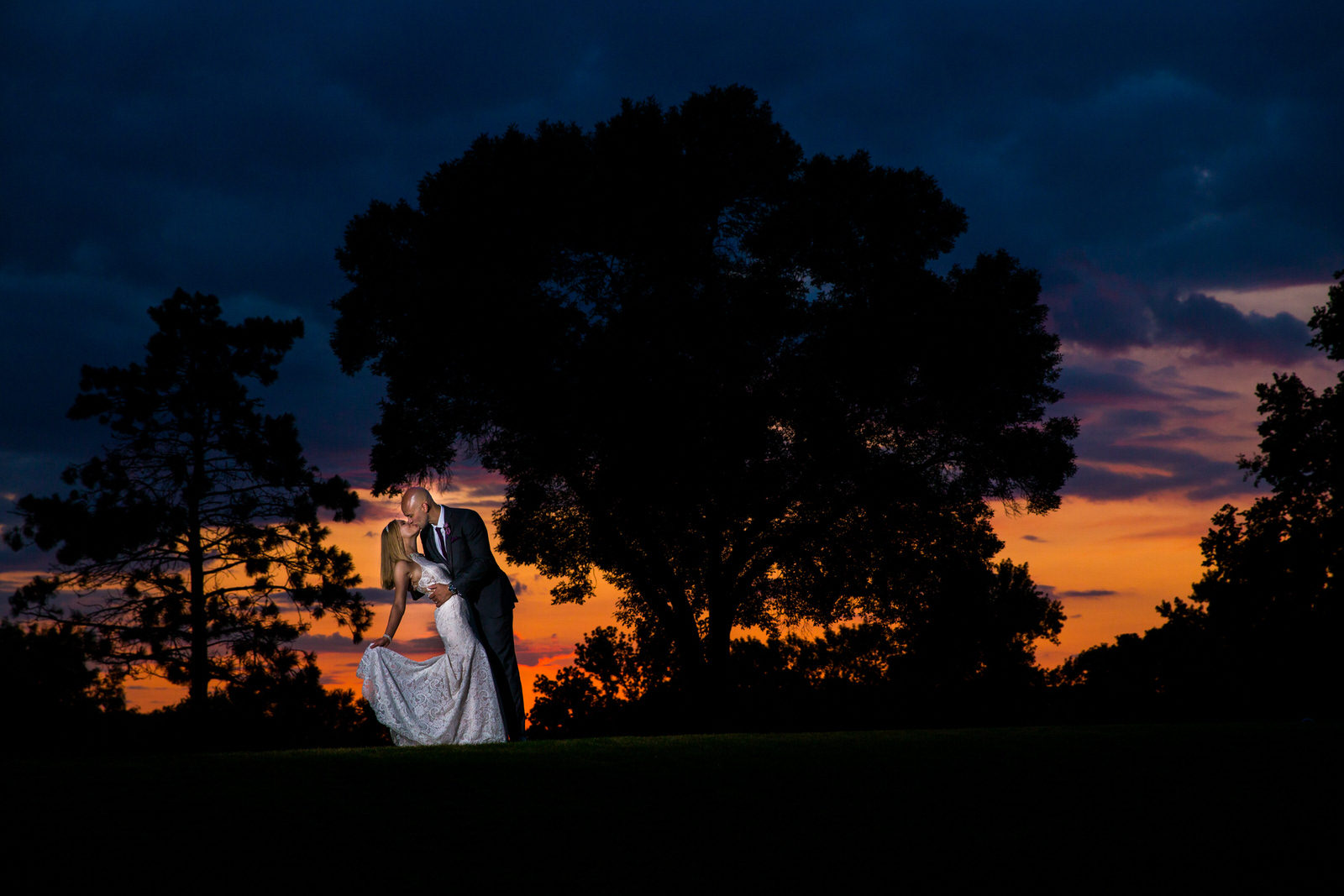 Minnesota Valley Country Club Wedding sunset couple portrait