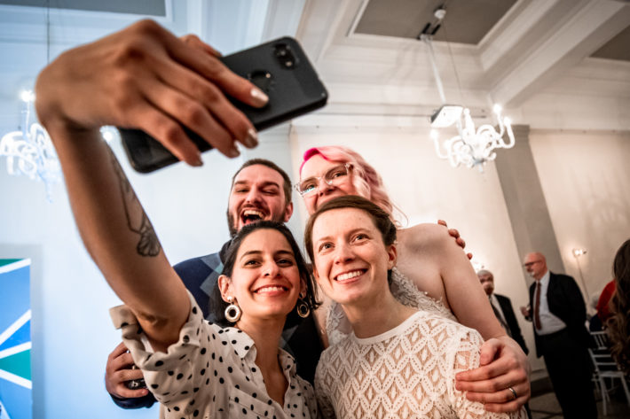Selfie Loring Social Wedding