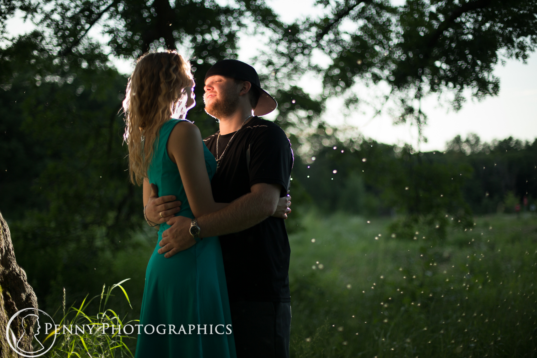 engagement photos outside during sunset