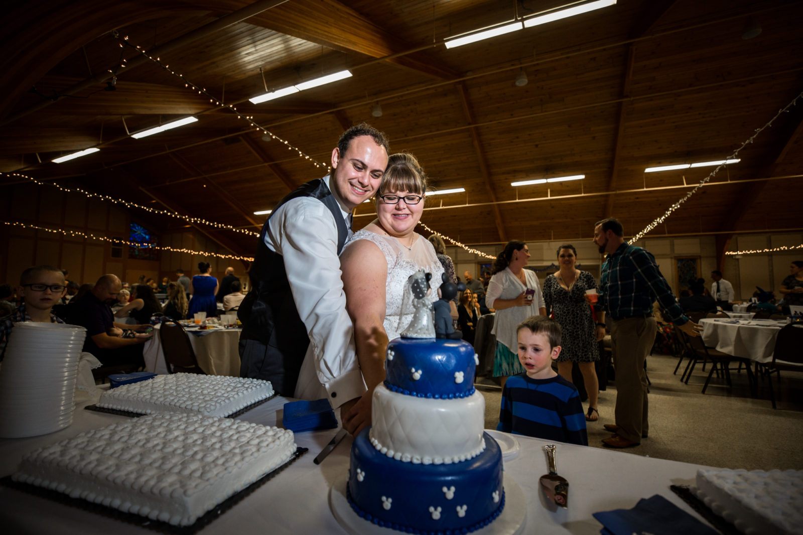 disney themed wedding wedding cake 