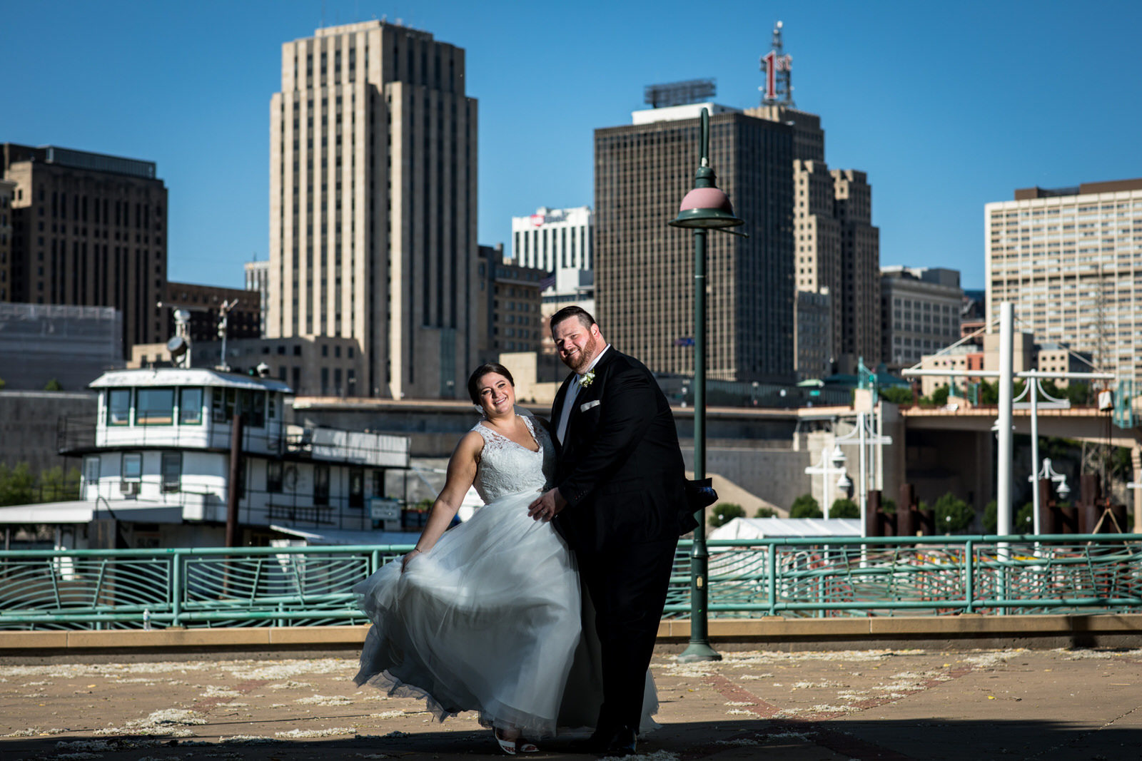 Saint Paul Wedding couple portrait in skyline