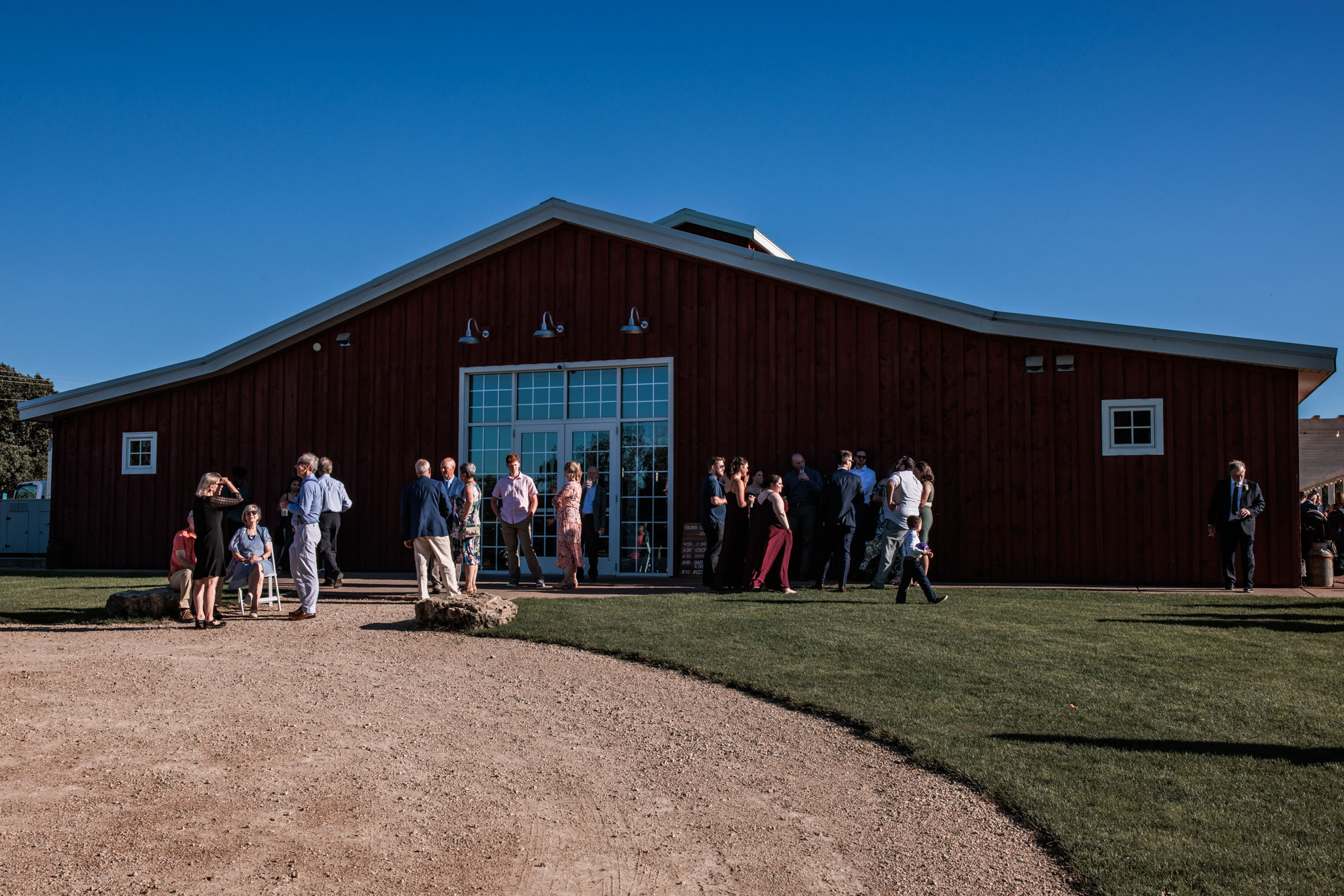 Almquist Farm wedding